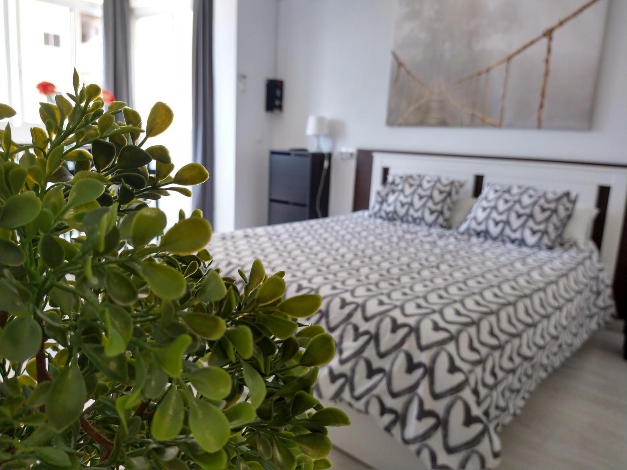 Amplio Estudio,Vista Mar Y Montana, A Pasos Del Centro Torremolinos Extérieur photo